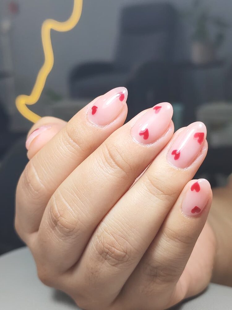 Uñas con corazones